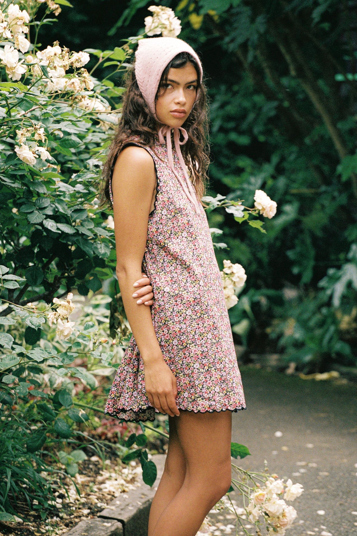 Romi Shift Dress in Midnight Garden