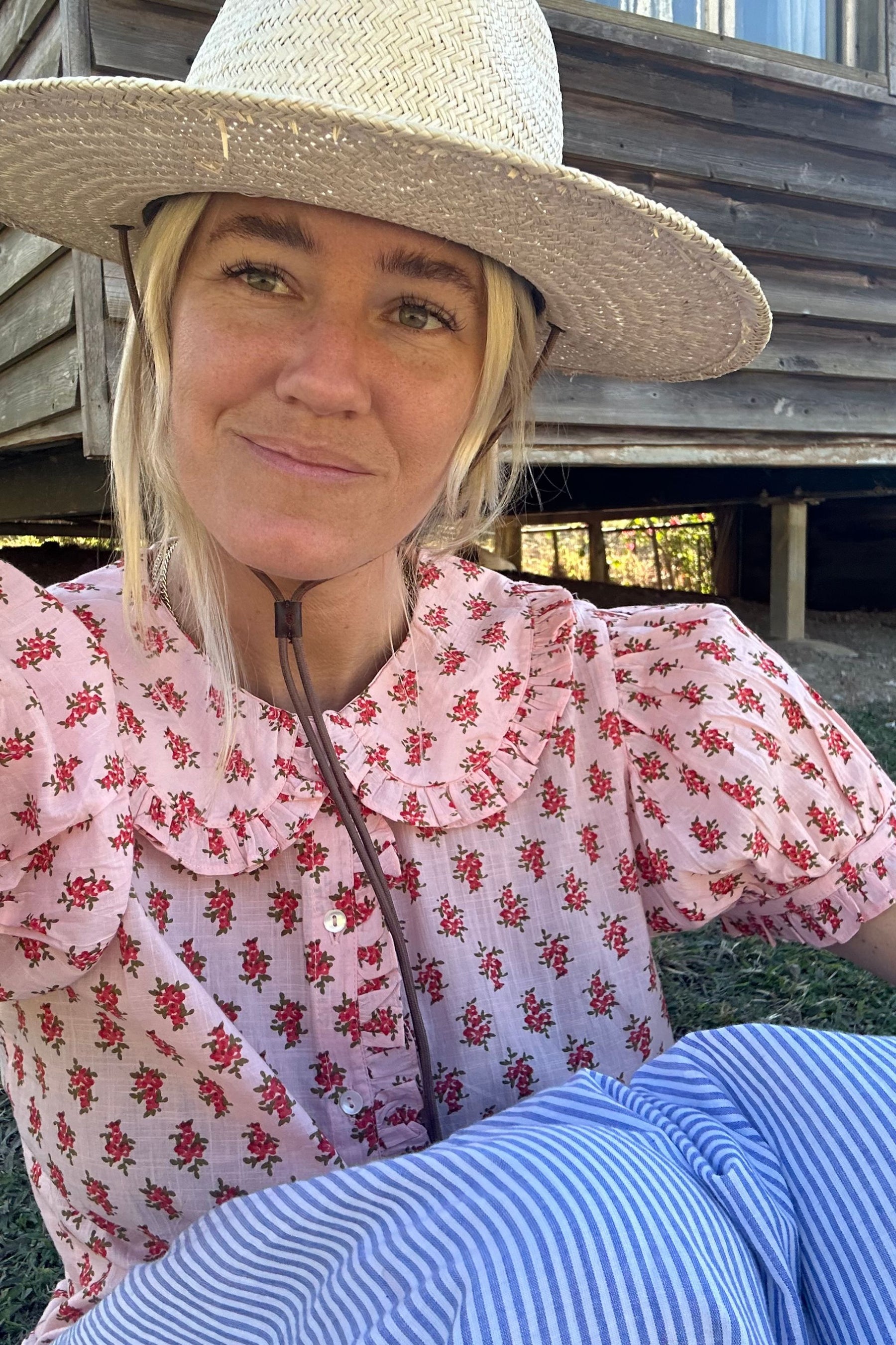 Billie Blouse in Strawberry Thistle
