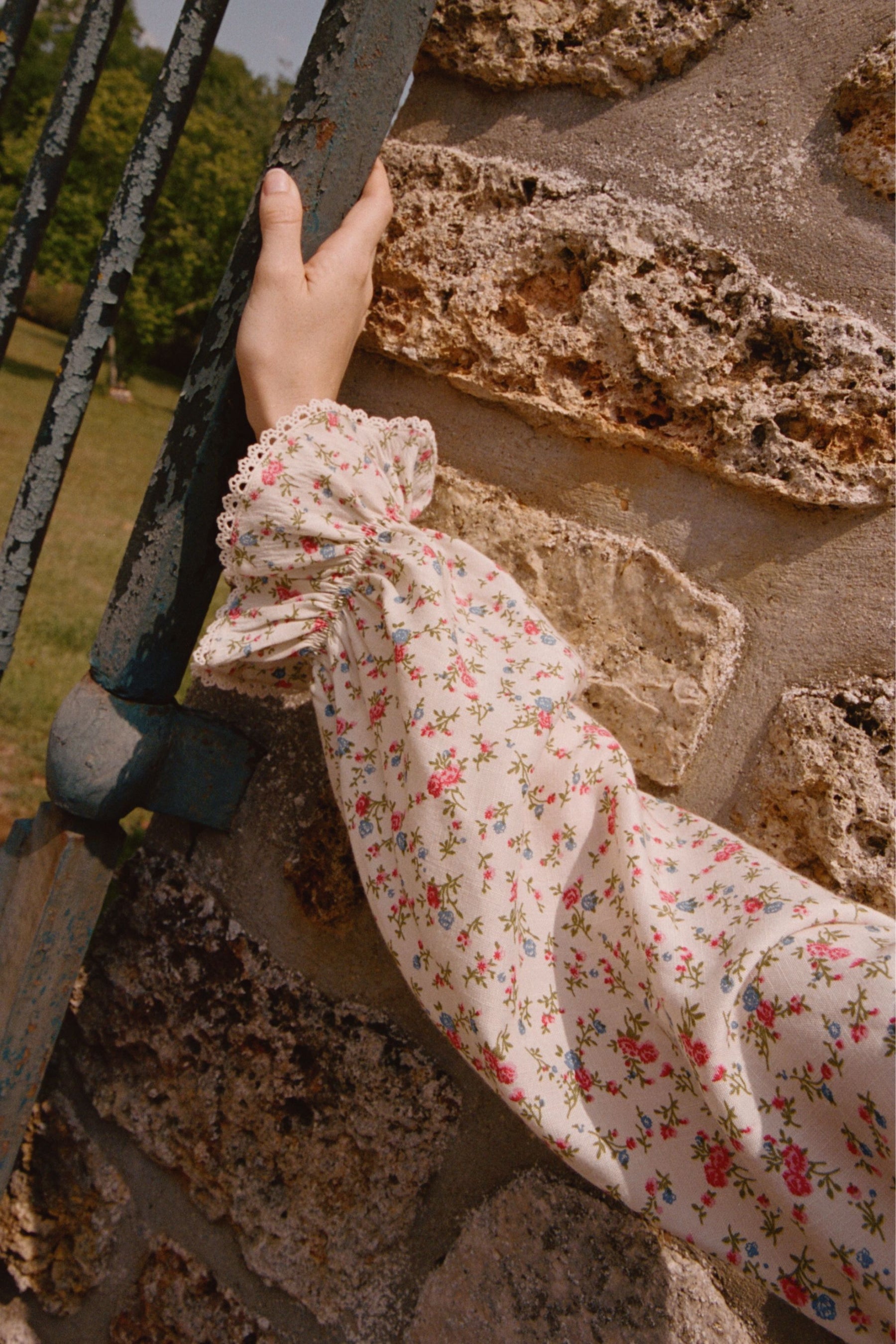 The Dutton Dress in Henri Vine