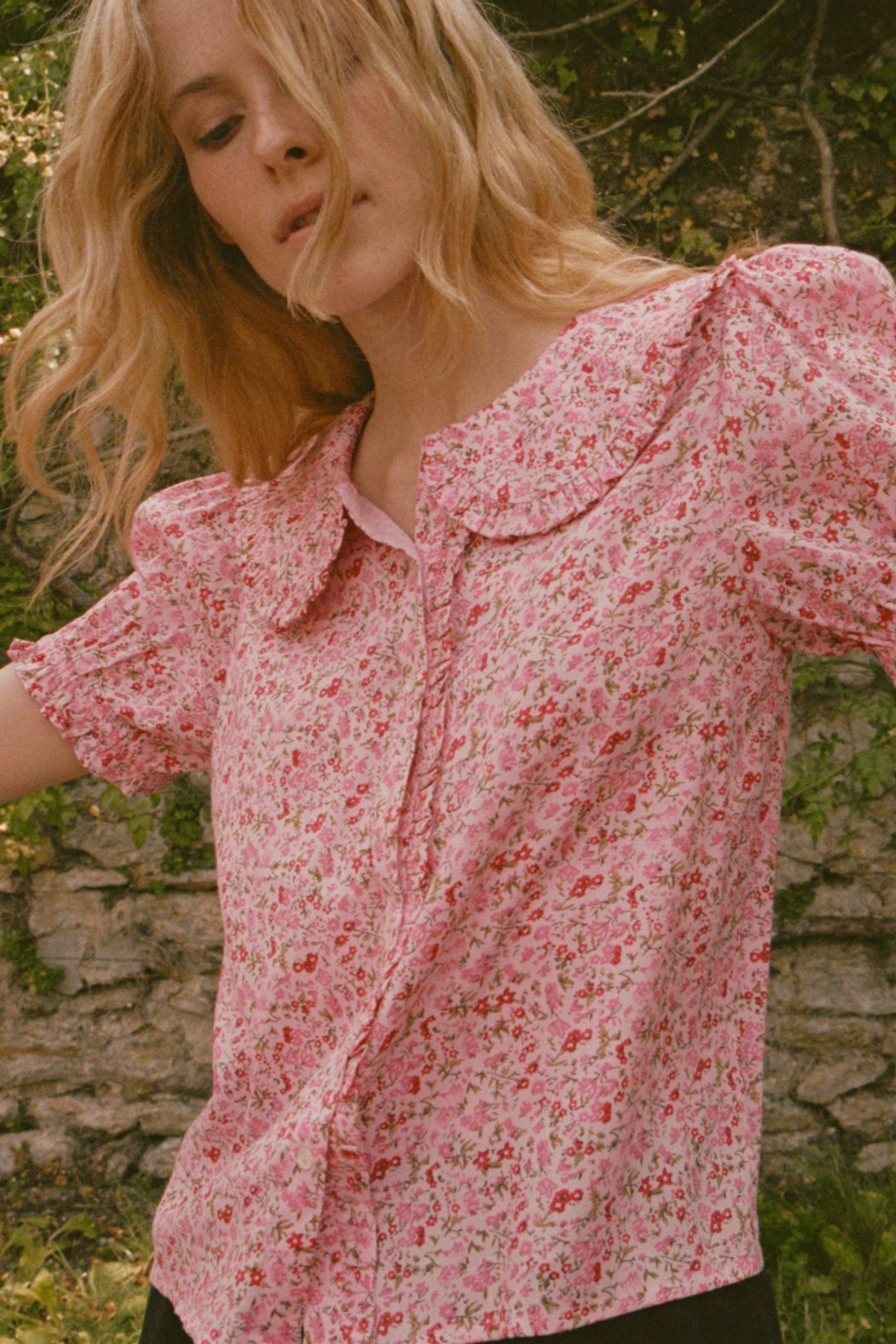 Billie Blouse in Millie Rose