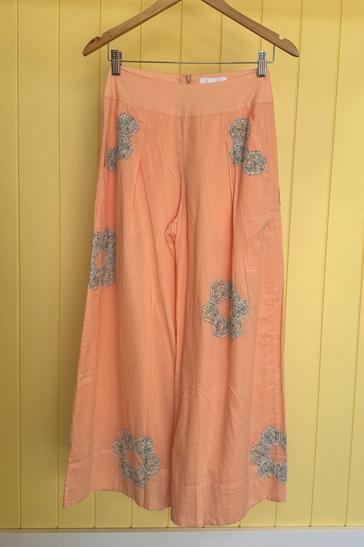 25 - Sample Size XS