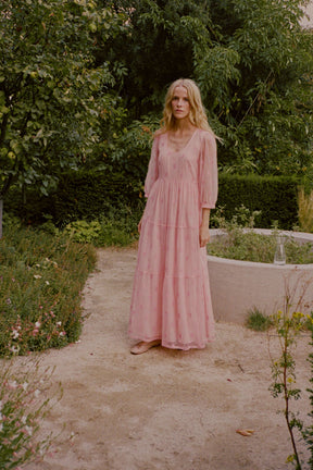 Fleur de Pêche Gown In Lace
