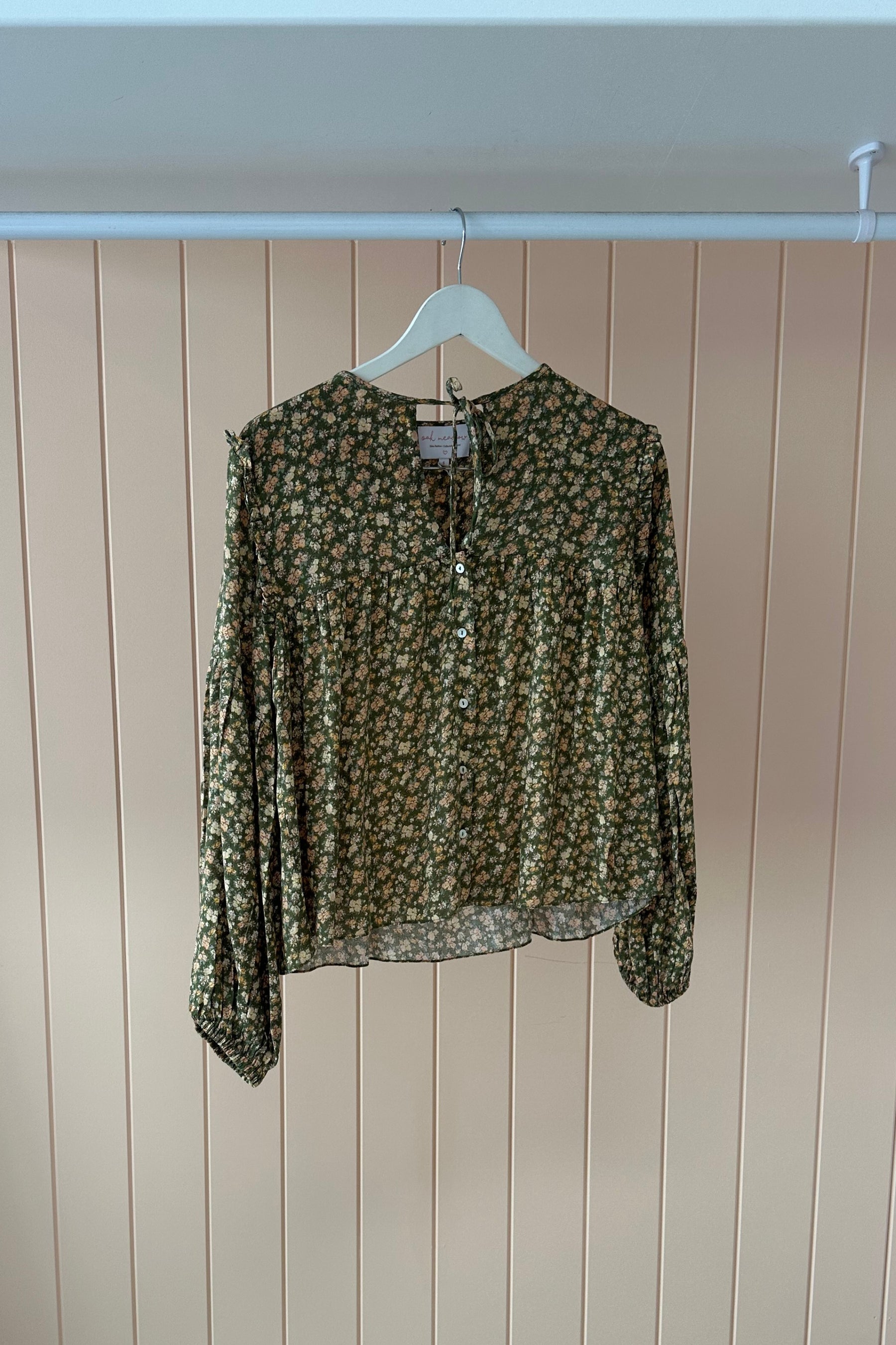 Evie Blouse in Moss Floral