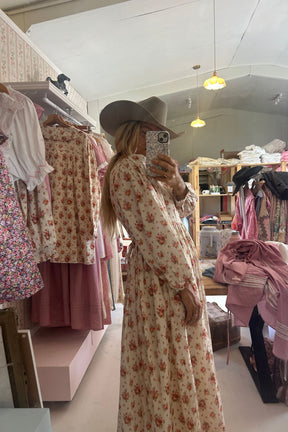 Harriet Winter Dress in Farmhouse Bloom