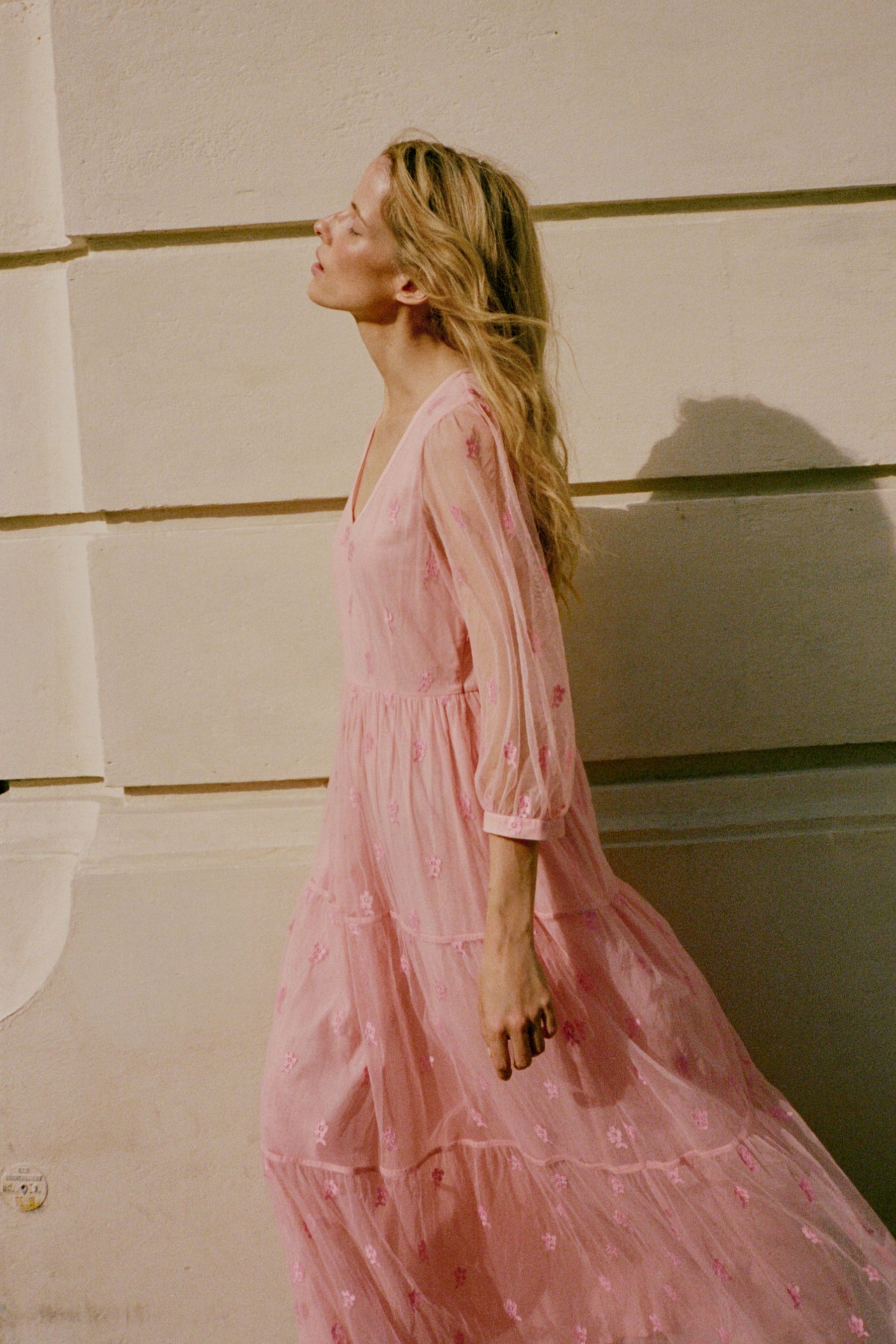 Fleur de Pêche Gown In Lace
