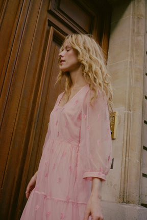 Fleur de Pêche Gown In Lace