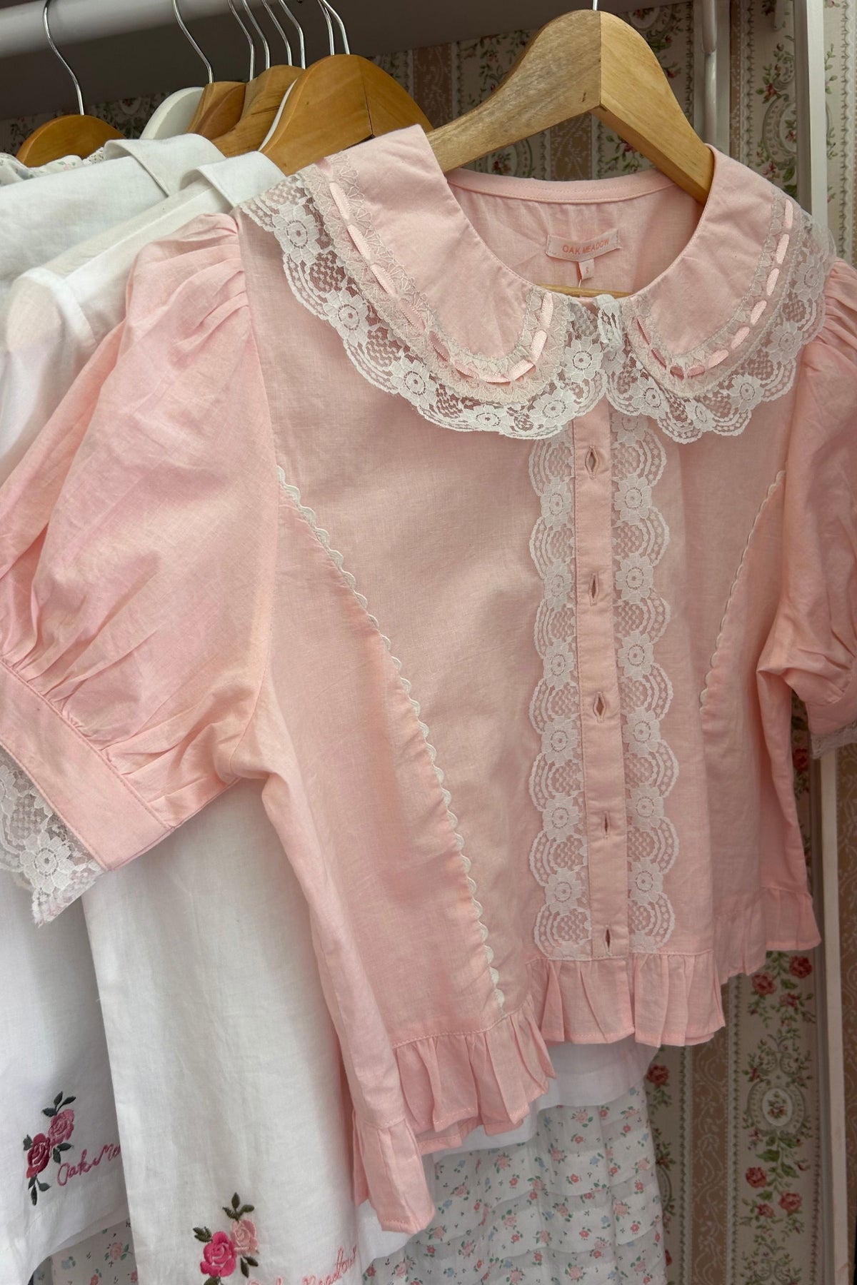 Cedar Cottage Blouse In Apple Pink