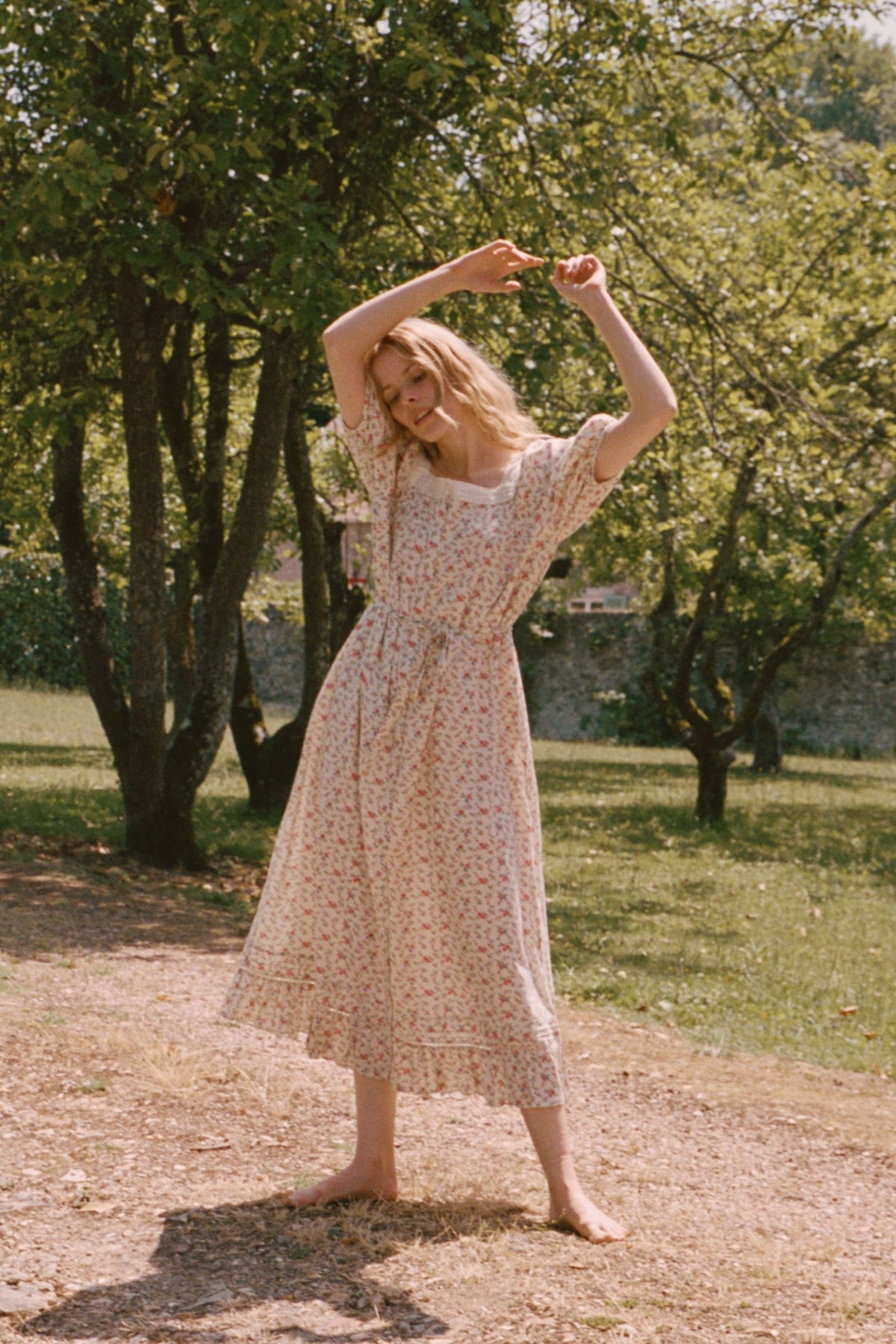 Mila Midi Dress in Henri Vine