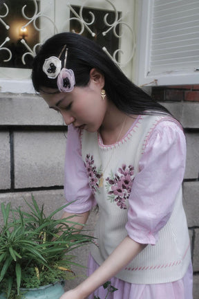 Clara Vest in Oat